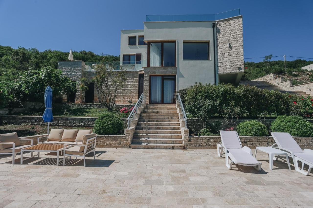 Villa Semiramis Tivat Luaran gambar
