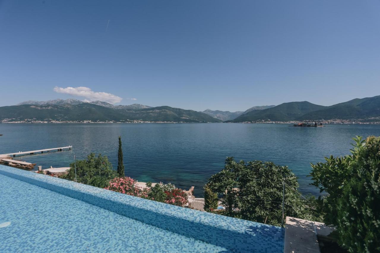 Villa Semiramis Tivat Luaran gambar