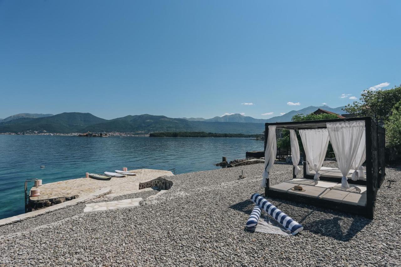 Villa Semiramis Tivat Luaran gambar